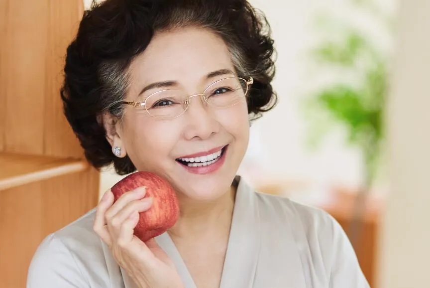 嘴里經(jīng)常發(fā)苦，是怎么回事？